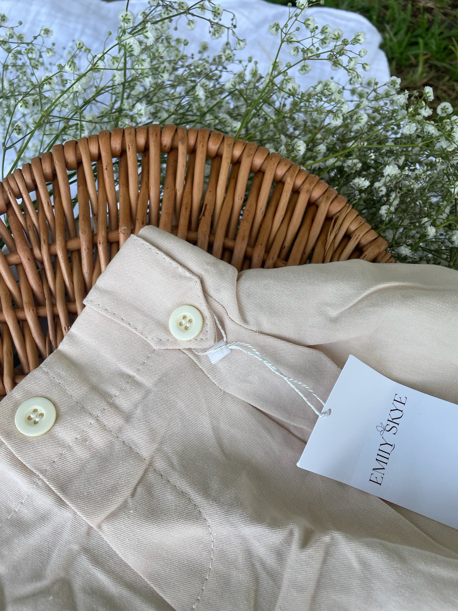Barrel Style Cream Shorts